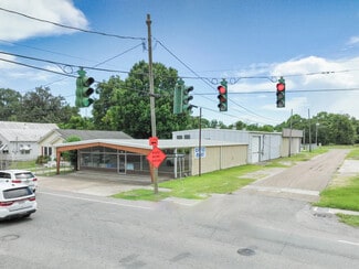 Plus de détails pour 729 W Saint Peter St, New Iberia, LA - Local d’activités à vendre