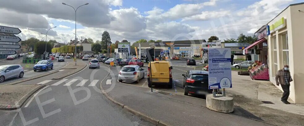 Local commercial dans Coulommiers à vendre - Photo de l’immeuble – Image 1 sur 3