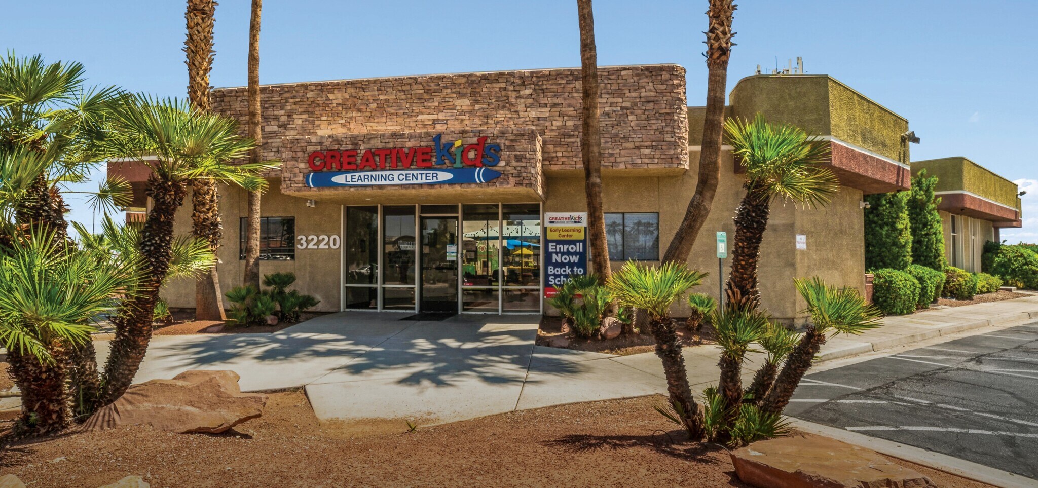3220 N Rainbow Blvd, Las Vegas, NV à vendre Photo de l’immeuble– Image 1 sur 7