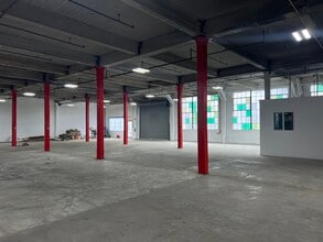 385-395 E Taylor St, San Jose, CA à louer Photo intérieure– Image 2 sur 3