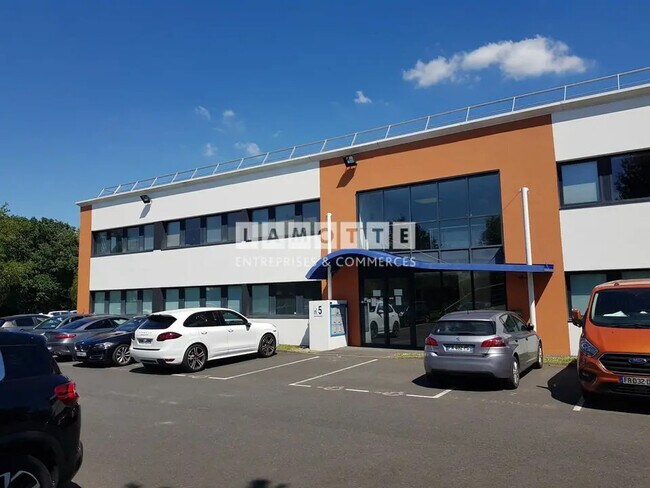 Plus de détails pour Bureau à louer