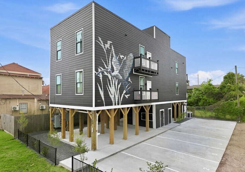 715 28th St, Galveston, TX à vendre - Photo de l’immeuble – Image 1 sur 25