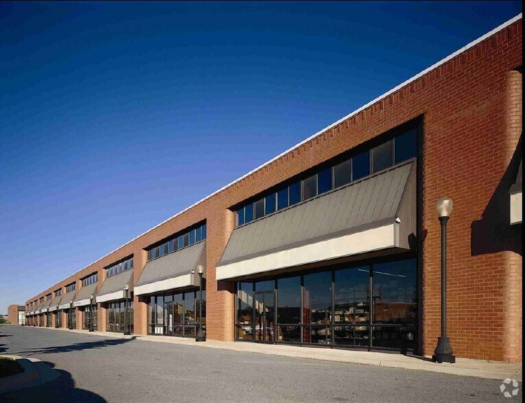3321 75th Ave, Landover, MD à louer - Photo de l’immeuble – Image 3 sur 6