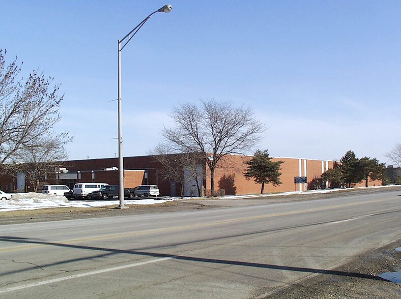 5404-5446 Dansher Rd, Countryside, IL à louer - Photo de l’immeuble – Image 3 sur 13