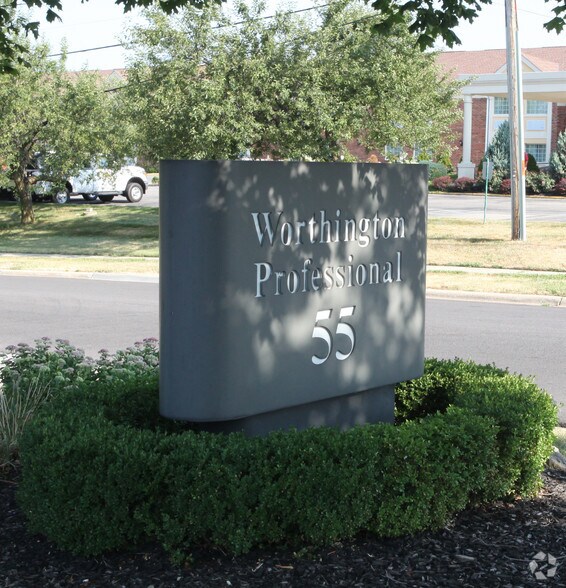 55 Caren Ave, Worthington, OH à louer - Photo de l’immeuble – Image 2 sur 3