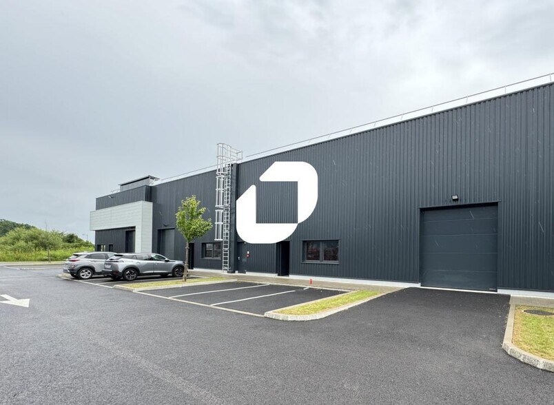 Local d'activités dans Goxwiller à vendre - Photo de l’immeuble – Image 2 sur 8