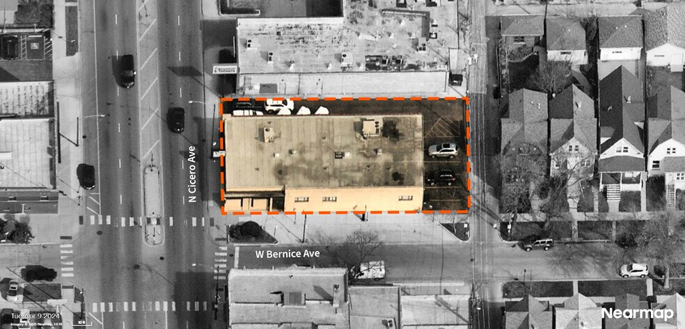 3833 N Cicero Ave, Chicago, IL à louer - Photo de l’immeuble – Image 2 sur 5