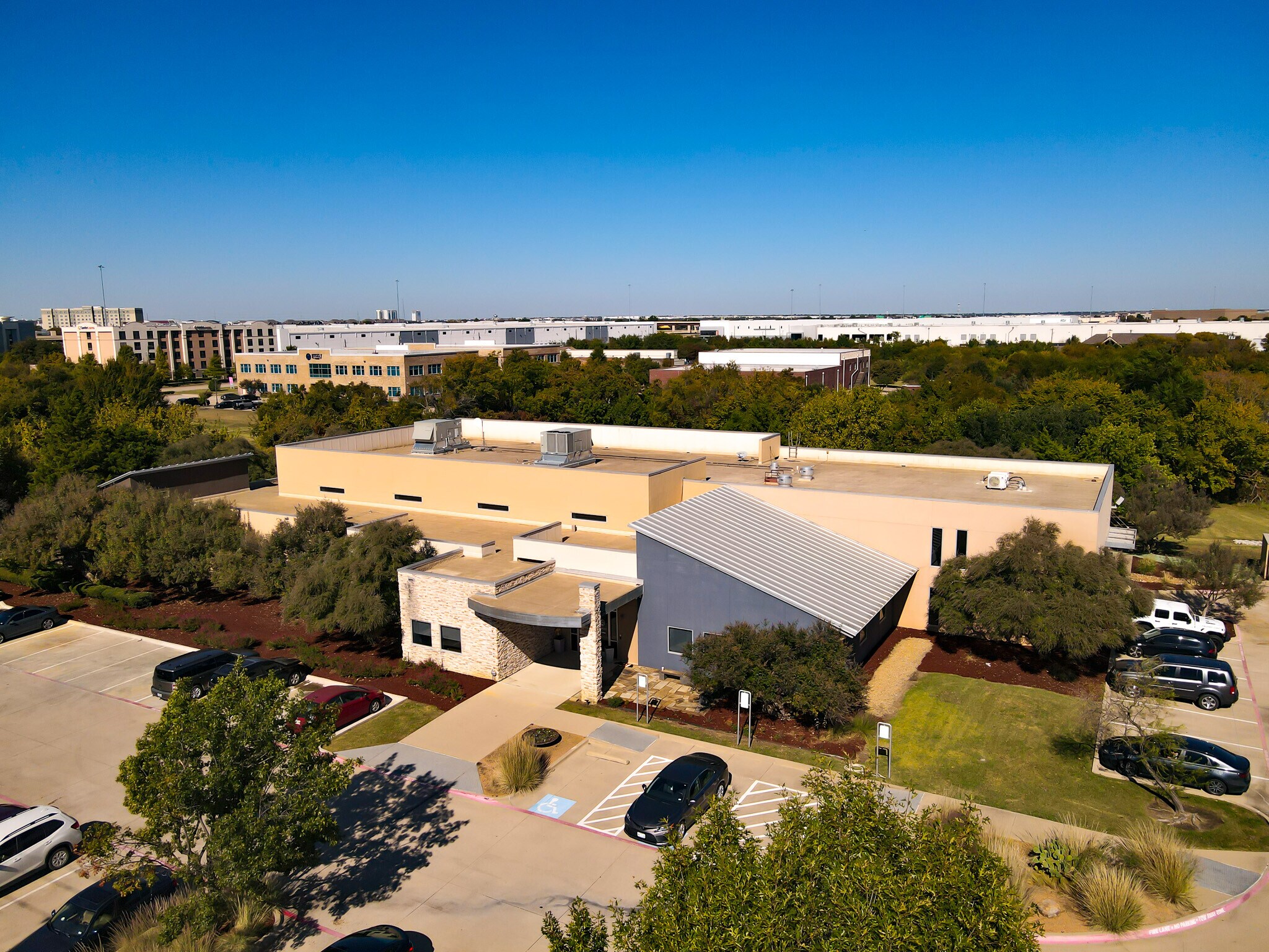 3129 Bass Pro Dr, Grapevine, TX à vendre Photo principale– Image 1 sur 12