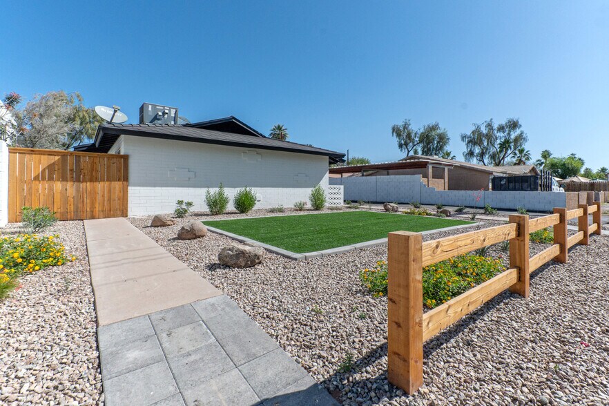 3020 E Yale St, Phoenix, AZ à vendre - Photo de l’immeuble – Image 3 sur 16