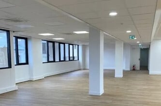 148-156 Rue Gallieni, Boulogne-Billancourt à vendre Photo intérieure– Image 2 sur 2