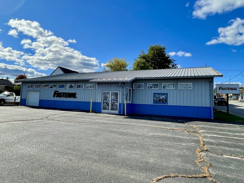 1219 Lisbon St, Lewiston, ME à louer - Photo de l’immeuble – Image 1 sur 5