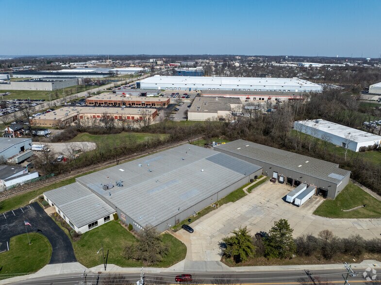 5000 Creek Rd, Blue Ash, OH à louer - Photo de l’immeuble – Image 3 sur 7