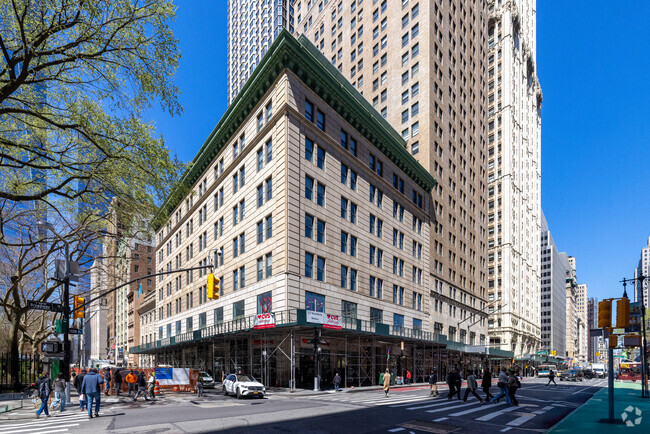 Plus de détails pour 217 Broadway, New York, NY - Local commercial à louer
