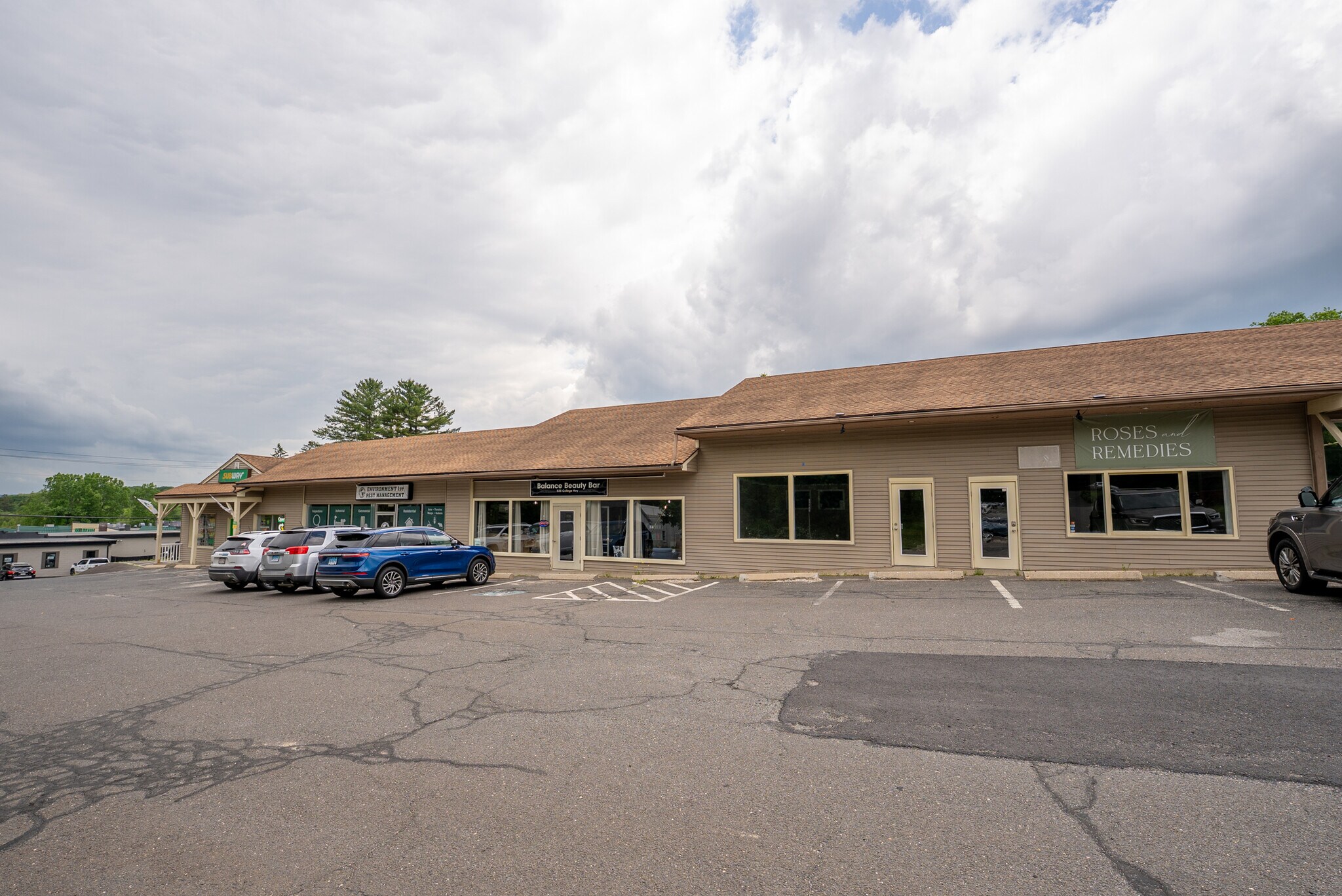 535 College Hwy, Southwick, MA à louer Photo principale– Image 1 sur 8