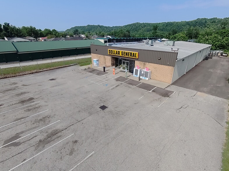 6594 Ohio River Rd, Lesage, WV à vendre - Photo de l’immeuble – Image 2 sur 14