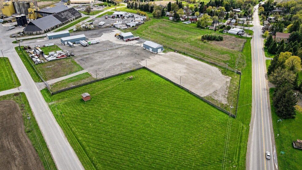 2679 Couch Road, Putnam, ON à louer - Photo de l’immeuble – Image 3 sur 22