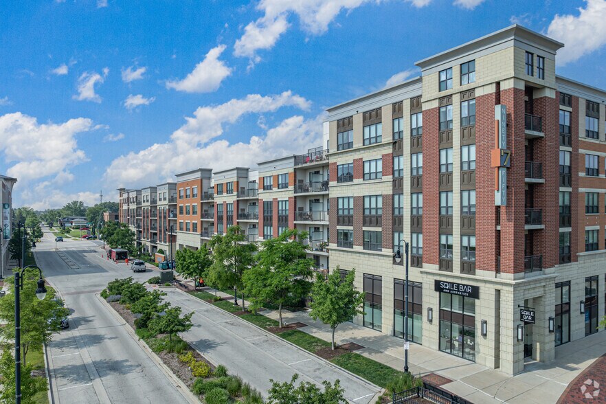 9750 Crescent Park Cir, Orland Park, IL à louer - Photo principale – Image 1 sur 21