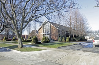 Plus de détails pour 17901 Collinson Ave, Eastpointe, MI - Spécialisé à vendre