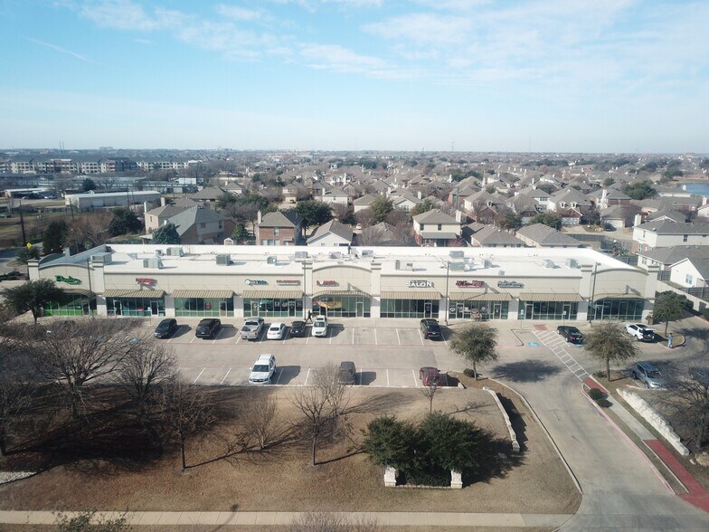 11477 Woodland Springs Dr, Keller, TX à louer - Photo de l’immeuble – Image 3 sur 3