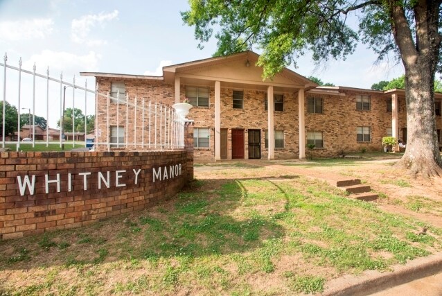 1520 Whitney Ave, Memphis, TN à vendre - Photo de l’immeuble – Image 2 sur 56