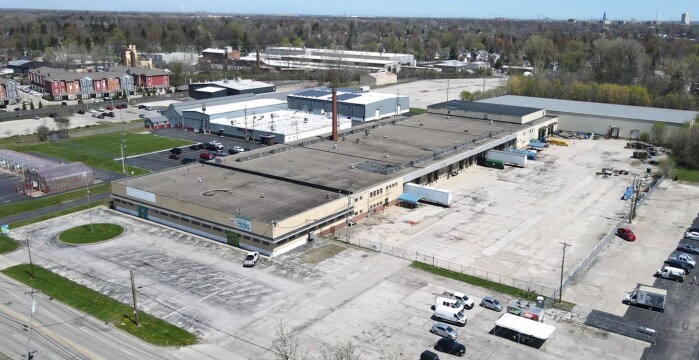830 N Westwood Ave, Toledo, OH à louer Photo de l’immeuble– Image 1 sur 5