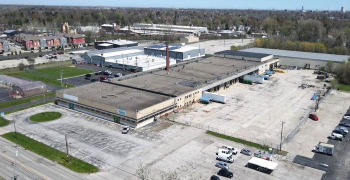 830 N Westwood Ave, Toledo, OH à louer Photo de l’immeuble– Image 1 sur 2