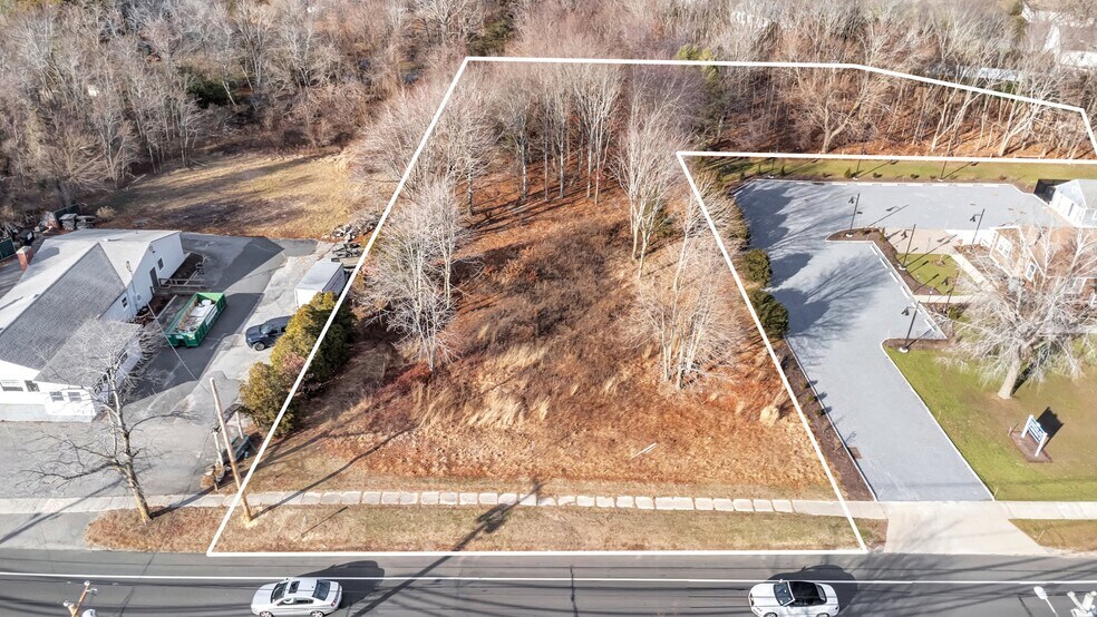730 Main Rd & Church Ln Rd, Aquebogue, NY à vendre - Photo de l’immeuble – Image 2 sur 4