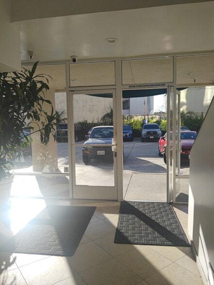 14623 Hawthorne Blvd, Lawndale, CA à louer - Photo intérieure – Image 3 sur 24