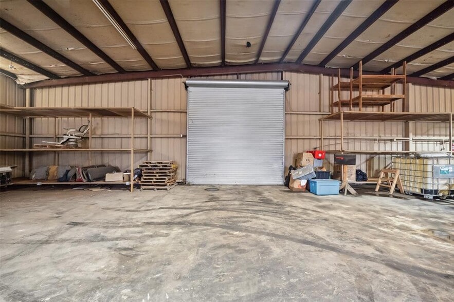21405 FM 787 Rd W, Cleveland, TX à vendre - Photo de l’immeuble – Image 3 sur 23