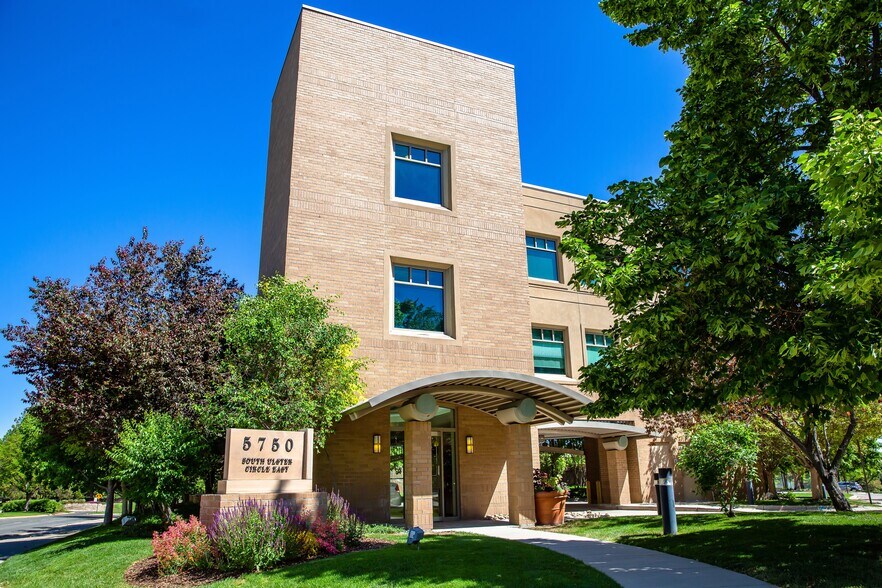 5750 S Ulster Circle, Greenwood Village, CO à vendre - Photo principale – Image 1 sur 12
