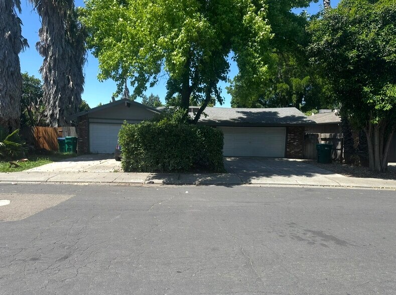 6215 Morgan Pl, Stockton, CA à vendre - Photo principale – Image 1 sur 9
