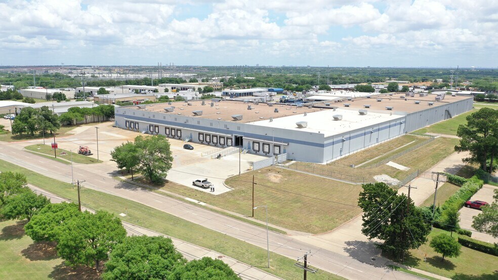 3405 Roy Orr Blvd, Grand Prairie, TX à louer - Photo de l’immeuble – Image 3 sur 10