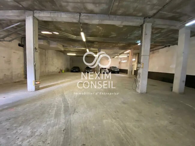 Plus de détails pour Local commercial, Local d'activités à louer