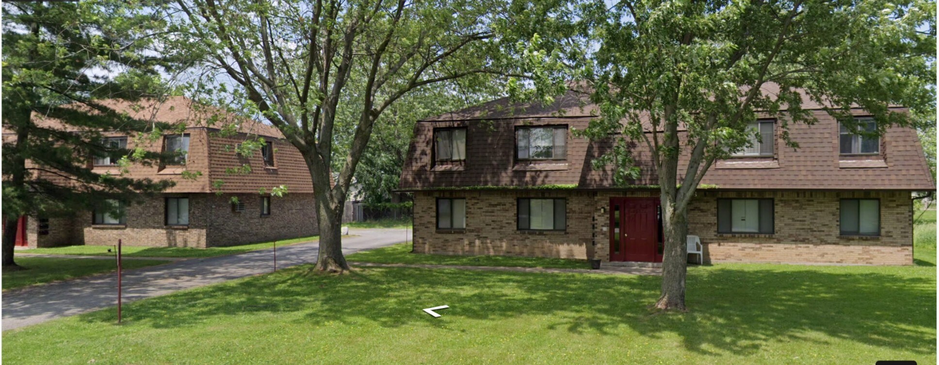 Knowlton Avenue Apartments portefeuille de 2 biens à vendre sur LoopNet.fr Photo principale– Image 1 sur 8