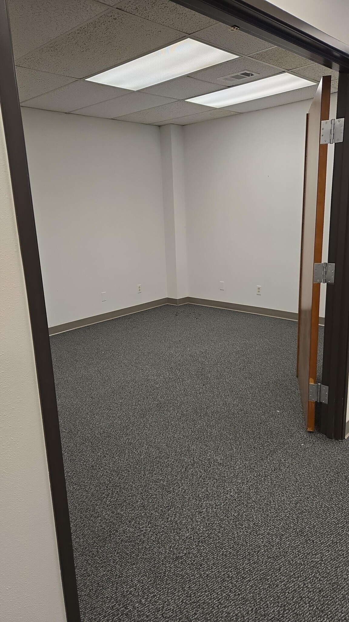 4015 Belt Line Rd, Addison, TX à louer Photo intérieure– Image 1 sur 5