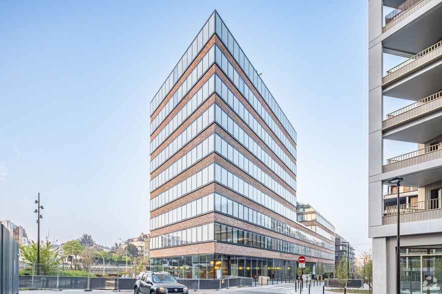 7-15 Rue Gerda Taro, Paris à louer - Photo de l’immeuble – Image 2 sur 2
