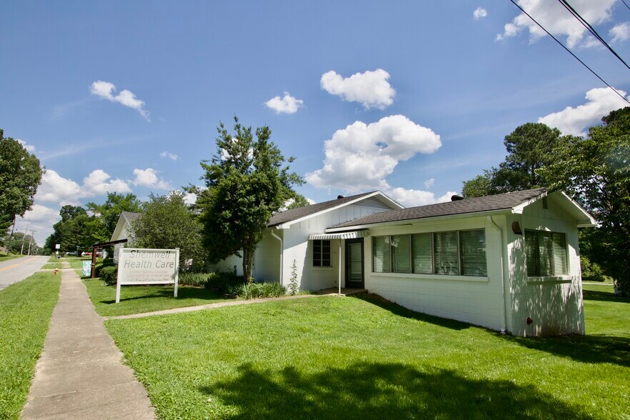 805 Princeton St, Providence, KY à vendre - Photo de l’immeuble – Image 2 sur 10