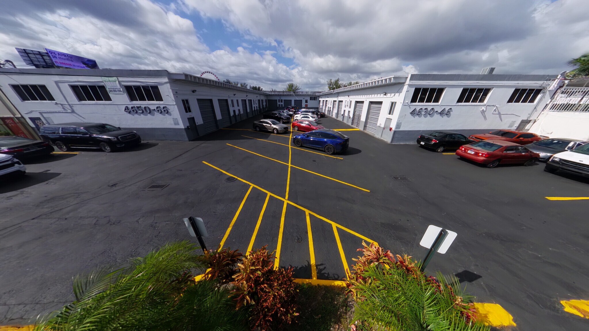 4630-4666 SW 75th Ave, Miami, FL à louer Photo de l’immeuble– Image 1 sur 11