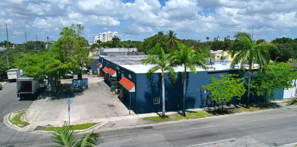 1401-1423 NW 23rd St, Miami, FL à vendre - Photo de l’immeuble – Image 3 sur 6