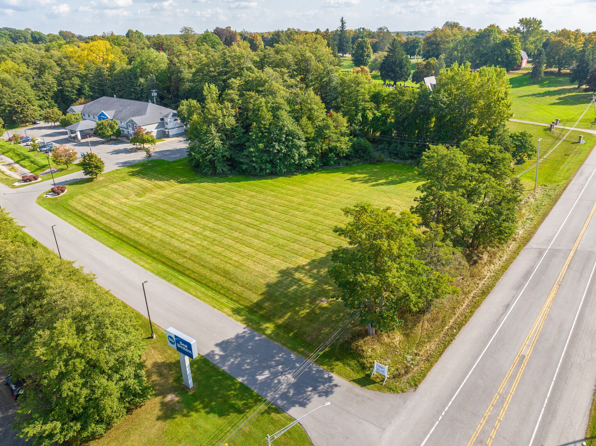 4904 Lake Rd S, Brockport, NY à vendre Photo de l’immeuble– Image 1 sur 8