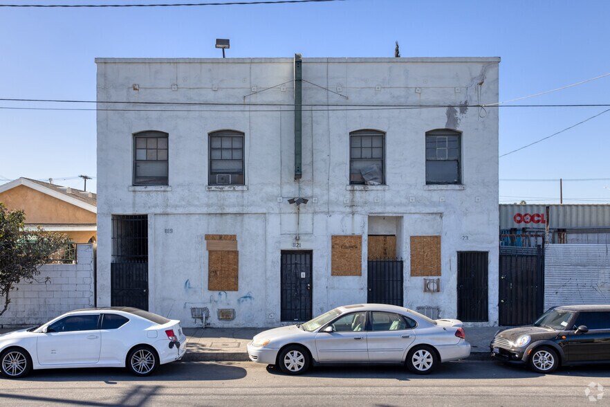 821 Flint Ave, Wilmington, CA à vendre - Photo de l’immeuble – Image 3 sur 20