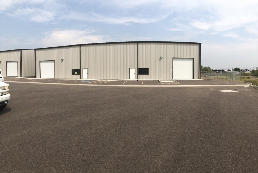 2530 Old Happy Jack Rd, Cheyenne, WY à louer - Photo de l’immeuble – Image 2 sur 4