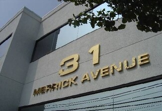 Plus de détails pour 31 Merrick Ave, Merrick, NY - Médical à louer