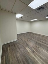 415 E Broad St, Columbus, OH à louer Photo intérieure– Image 2 sur 3