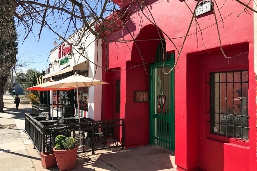 336-340 E Grand Ave, Escondido, CA à louer Photo de l’immeuble– Image 1 sur 20