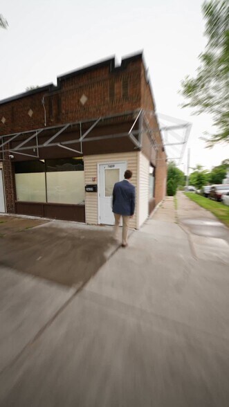 3659 S Cedar Ave, Minneapolis, MN à vendre - Vidéo sur l’annonce professionnelle – Image 2 sur 55
