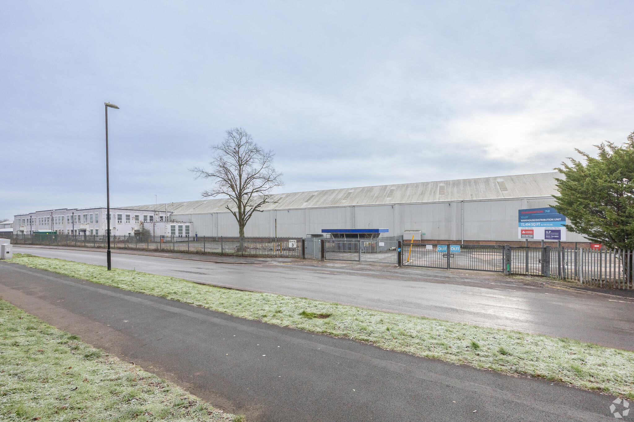 Torrington Av, Coventry à louer Photo principale– Image 1 sur 5