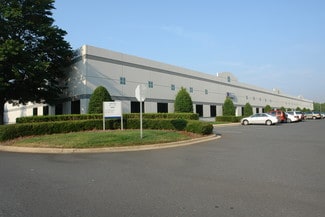 Plus de détails pour 3401 International Airport Dr, Charlotte, NC - Industriel/Logistique à louer