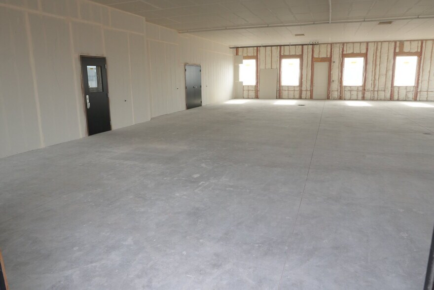 271 S Elm Ave, Eaton, CO à vendre - Photo de l’immeuble – Image 3 sur 4