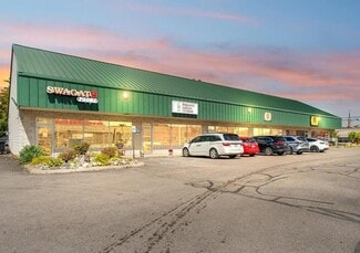 Plus de détails pour 1060 Trowbridge Rd, East Lansing, MI - Local commercial à vendre
